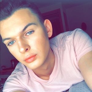 Meet your Posher, Matthew